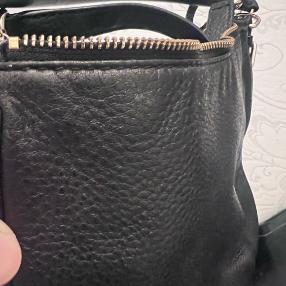 Kate Spade Crossbody - Picture 3 of 5